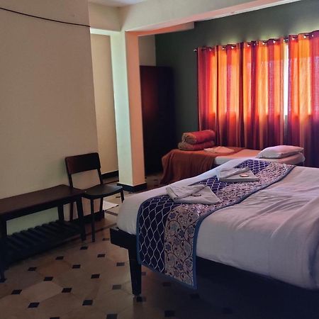 Hotel Caveri Comfort Inn Madikeri Εξωτερικό φωτογραφία