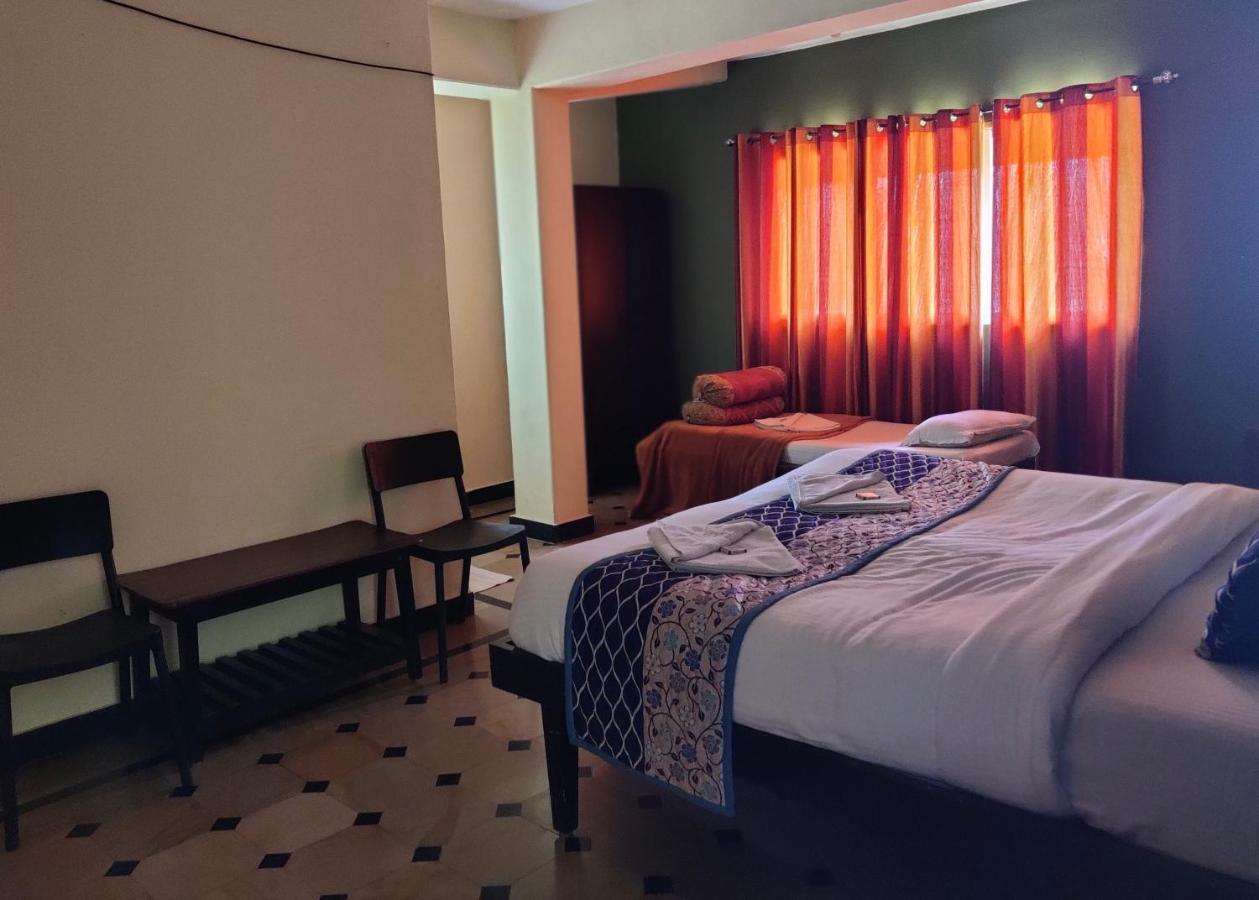 Hotel Caveri Comfort Inn Madikeri Εξωτερικό φωτογραφία